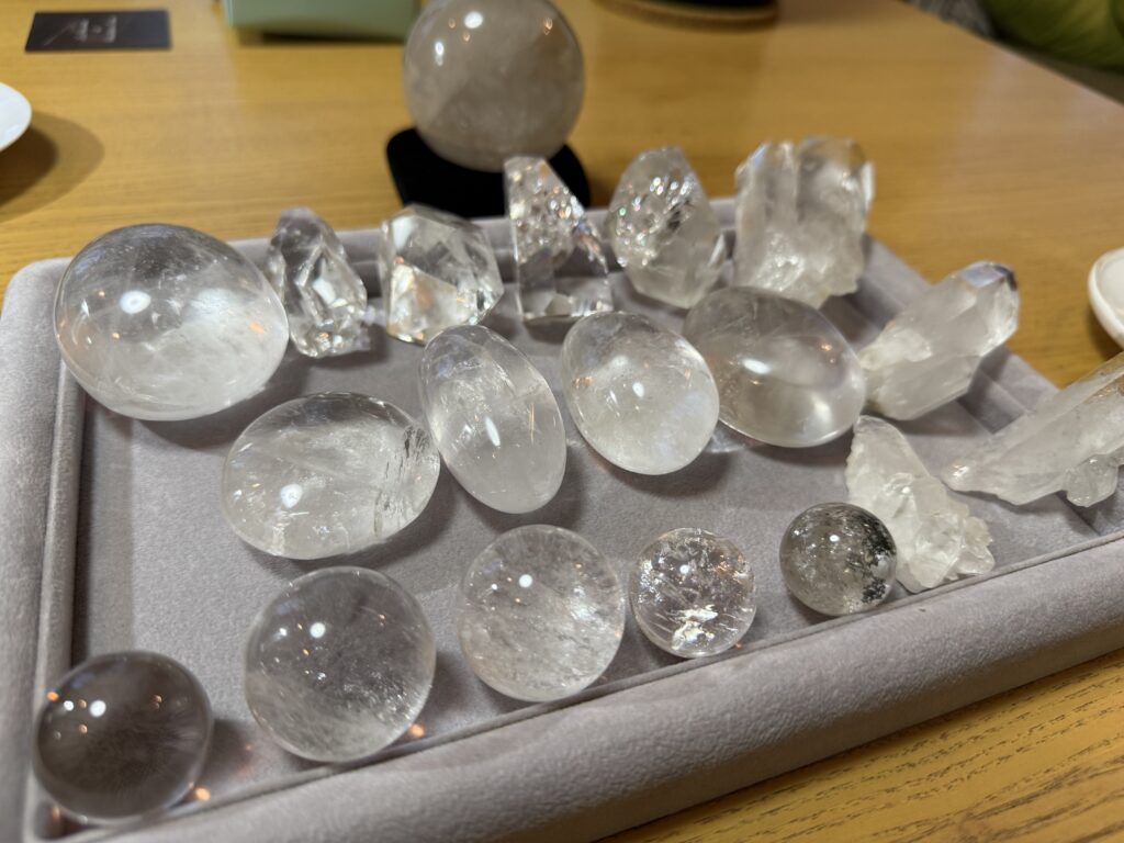 占いと石　 白金「園」で感じる本当のヒーリングのアイキャッチ画像